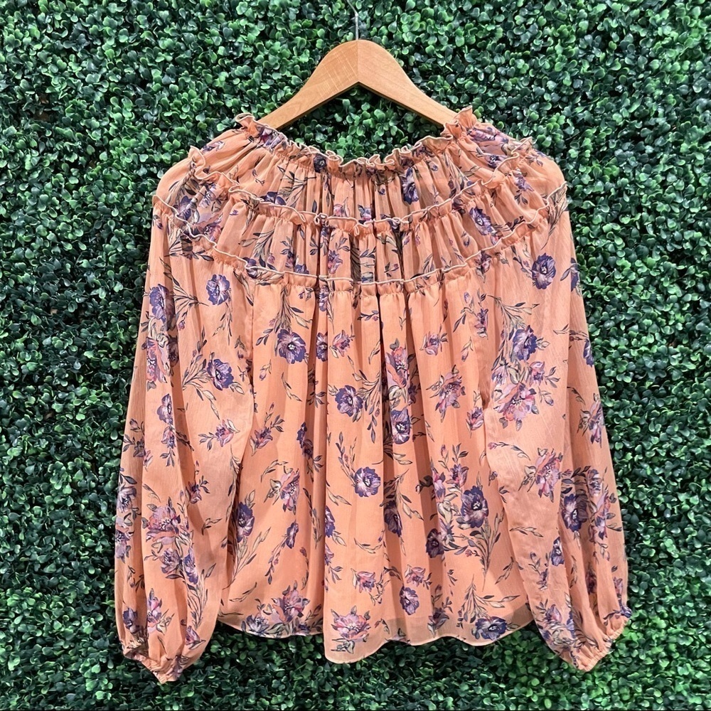 Socialite Ruffled Top Floral - Picture 7 of 9
